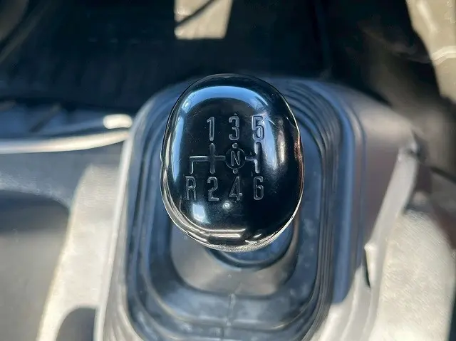 いすゞ フォワード QDG-FVZ34U2(6x4)の写真35