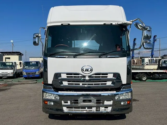 第5輪：11.5トン！410馬力！H25-クオン・トラクターヘッド|ＵＤ クオン QKG-GK5XAB(未入力/関係無)の写真2