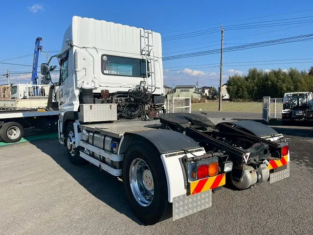 第5輪：11.5トン！410馬力！H25-クオン・トラクターヘッド|ＵＤ クオン QKG-GK5XAB(未入力/関係無)の写真8