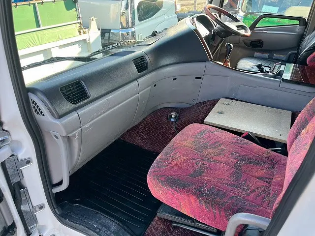 ＵＤ クオン QKG-GK5XAB(未入力/関係無)の写真20