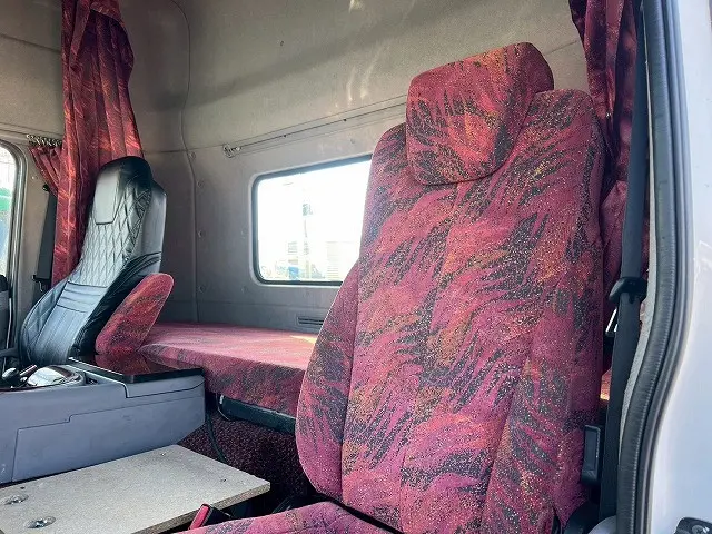 ＵＤ クオン QKG-GK5XAB(未入力/関係無)の写真21