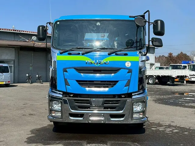 自動あゆみ!ハイジャッキ★重機運搬車!H29-ギガ・セルフローダー|いすゞ ギガ QKG-CYH77B(8x4)の写真2