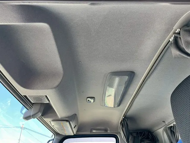 いすゞ ギガ QKG-CYH77B(8x4)の写真27