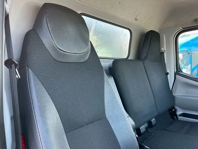 三菱 キャンター TPG-FEA50(未入力/関係無)の写真20