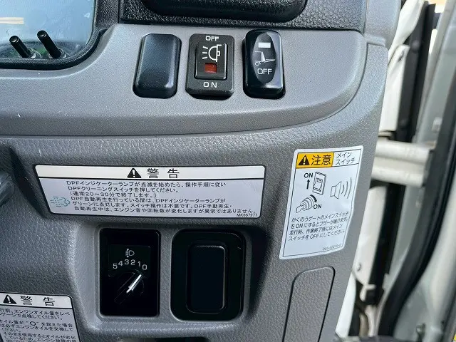 三菱 キャンター TPG-FEA50(未入力/関係無)の写真33