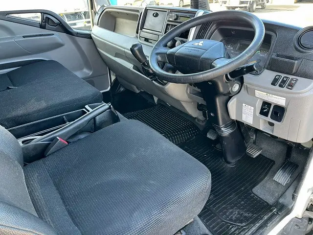 三菱 キャンター 2PG-FEB50(未入力/関係無)の写真20