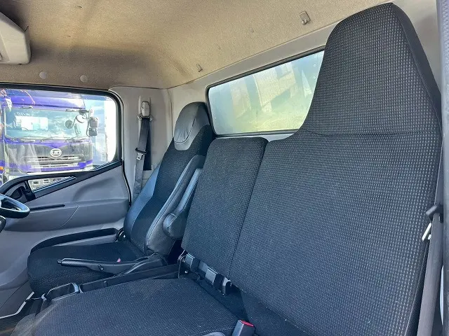 三菱 キャンター 2PG-FEB50(未入力/関係無)の写真25