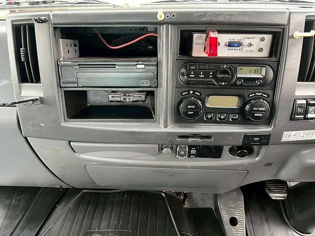 いすゞ フォワード QDG-FVZ34U2(6x4)の写真29