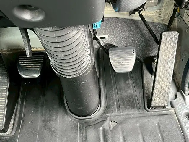 いすゞ フォワード QDG-FVZ34U2(6x4)の写真34