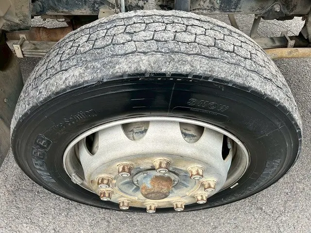 いすゞ フォワード QDG-FVZ34U2(6x4)の写真47