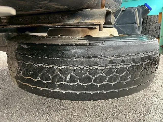 いすゞ フォワード QDG-FVZ34U2(6x4)の写真48