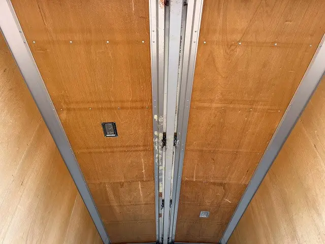 175馬力ターボ！5速マニュアル！H30-キャンター・アルミウイング|三菱 キャンター TPG-FEB80(未入力/関係無)の写真12