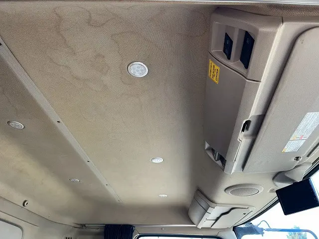 日野 プロフィア 2DG-FR1EHG(6x2)の写真25