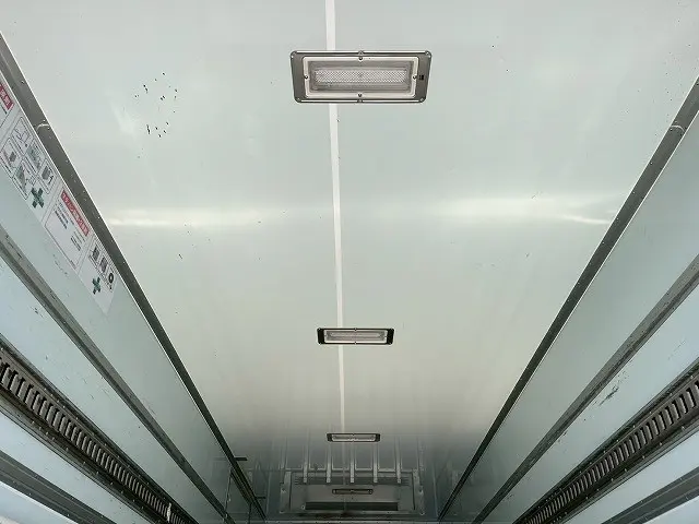 6800ボディ×標準幅！内高：214cm！R1-フォワード・冷蔵冷凍車PG|いすゞ フォワード 2RG-FRR90S2(未入力/関係無)の写真11