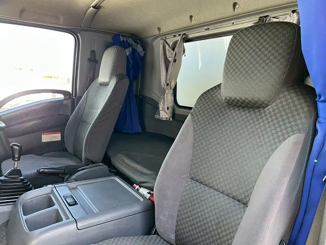 いすゞ フォワード 2RG-FRR90S2(未入力/関係無)の写真24