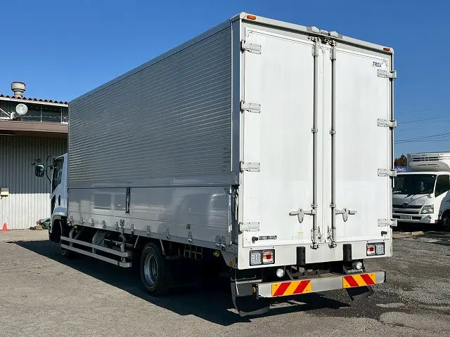 240馬力・ターボ！6速マニュアル車！H27-フォワード・アルミウイング|いすゞ フォワード TKG-FRR90T2(未入力/関係無)の写真9