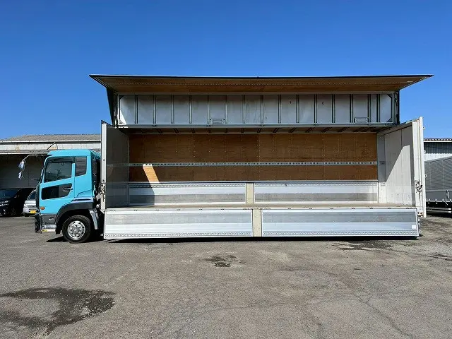 H30-クオン・アルミウイング★13.8トン積載！4軸低床2デフ|ＵＤ クオン QPG-CG5ZA(8x4)の写真10