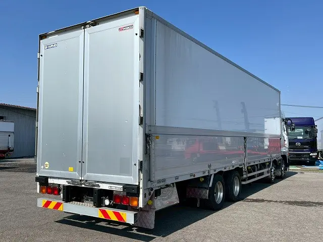 後輪エアサス！7速マニュアル車！H28-スーパーグレート・アルミウイング|三菱 スーパーグレート QPG-FS64VZ(8x4)の写真6