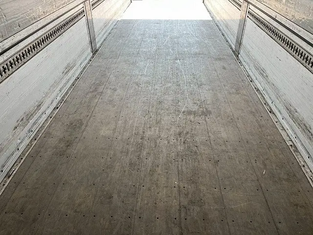 後輪エアサス！7速マニュアル車！H28-スーパーグレート・アルミウイング|三菱 スーパーグレート QPG-FS64VZ(8x4)の写真12