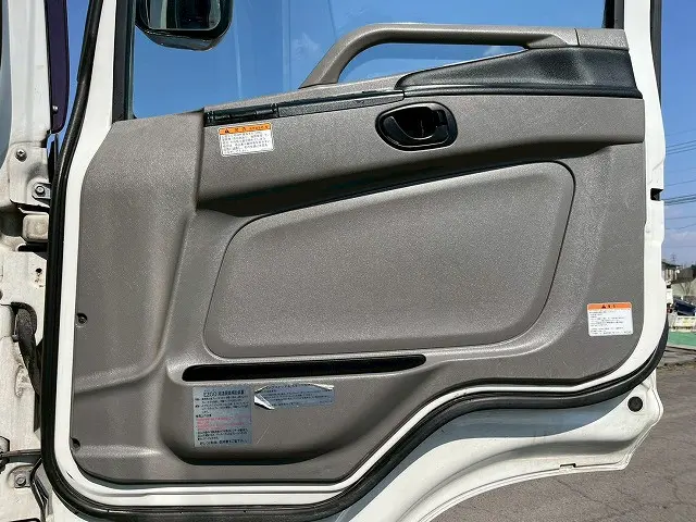 三菱 スーパーグレート QPG-FS64VZ(8x4)の写真16