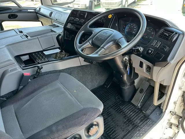 三菱 スーパーグレート QPG-FS64VZ(8x4)の写真17