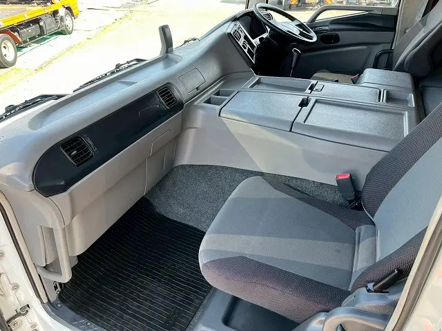 三菱 スーパーグレート QPG-FS64VZ(8x4)の写真21