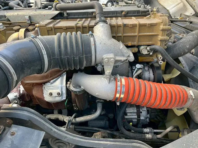 三菱 スーパーグレート QPG-FS64VZ(8x4)の写真39