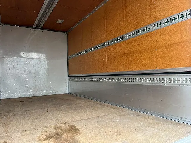 いすゞ エルフ TKG-NPR85AN(2WD)の写真15