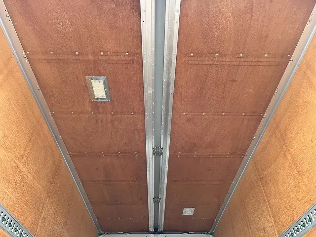 いすゞ エルフ TKG-NPR85AN(2WD)の写真16