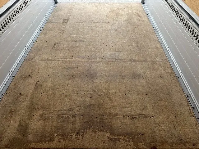 いすゞ エルフ TKG-NPR85AN(2WD)の写真17