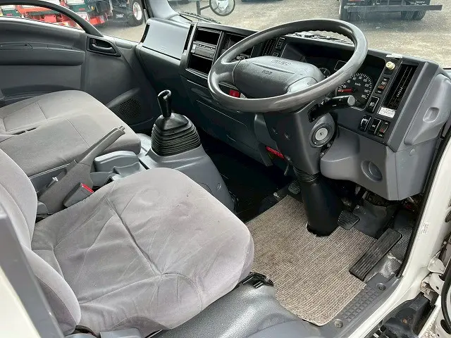 いすゞ エルフ TKG-NPR85AN(2WD)の写真21