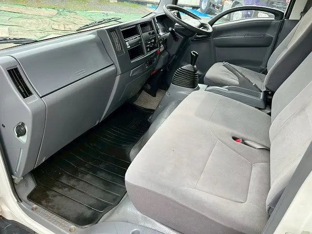 いすゞ エルフ TKG-NPR85AN(2WD)の写真25