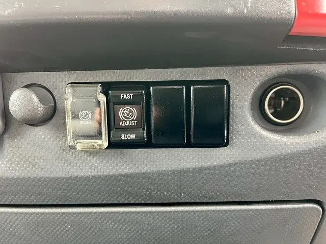 いすゞ エルフ TKG-NPR85AN(2WD)の写真33