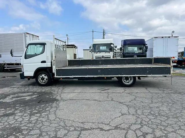 ワイド×超ロング!5速MT車!R2-キャンター・平ボディ|三菱 キャンター 2PG-FEB90(未入力/関係無)の写真11