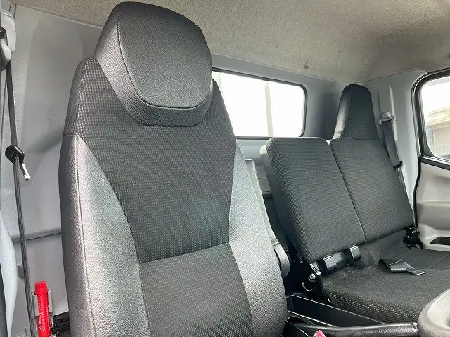 三菱 キャンター 2PG-FEB90(未入力/関係無)の写真21