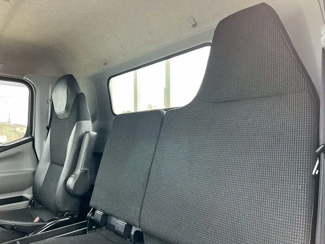 三菱 キャンター 2PG-FEB90(未入力/関係無)の写真25