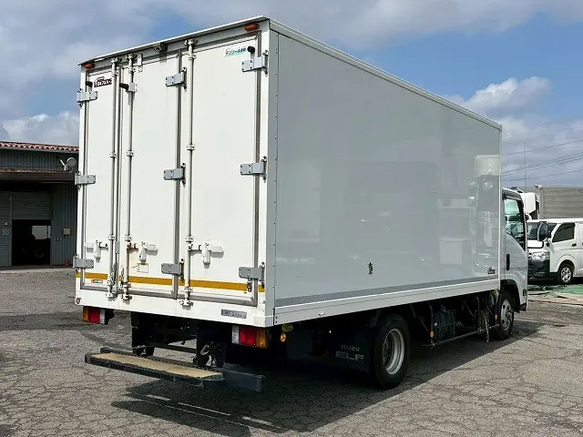 可動式仕切り板！6速MT車！H31-エルフ・冷蔵冷凍車|いすゞ エルフ TPG-NPR85AN(未入力/関係無)の写真6