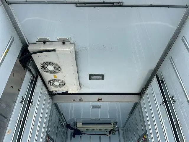 2室2エバ★ワイド×超ロング！H31-エルフ・冷蔵冷凍車|いすゞ エルフ TPG-NPR85AN(未入力/関係無)の写真11