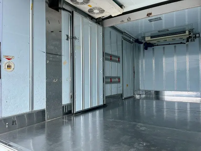 いすゞ エルフ TPG-NPR85AN(未入力/関係無)の写真15