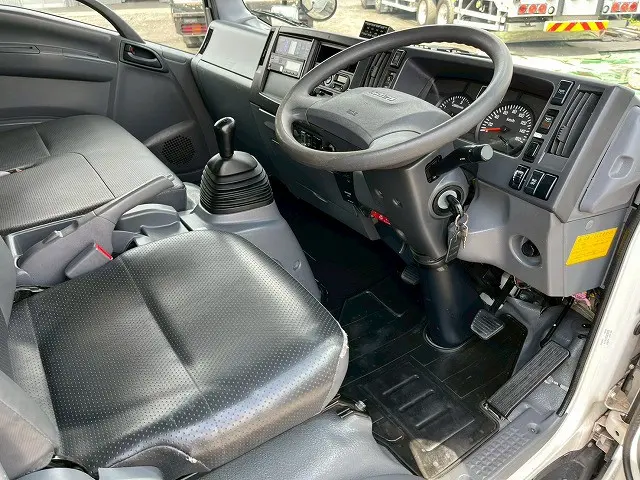 いすゞ エルフ TPG-NPR85AN(未入力/関係無)の写真19