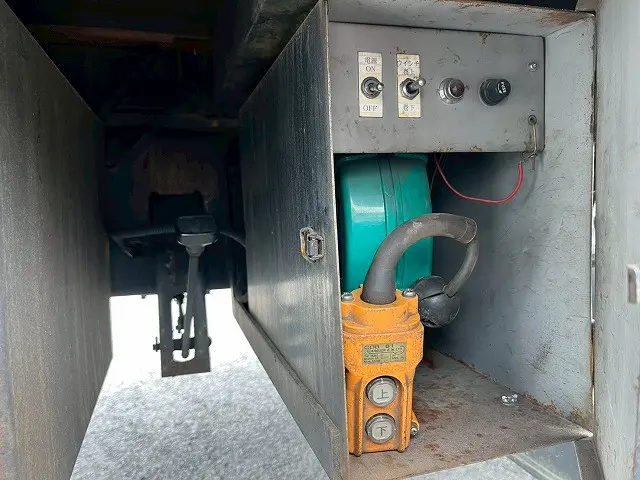 三菱 ファイター KL-FQ61FN(6x4)の写真20