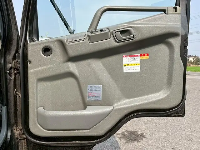 三菱 ファイター KL-FQ61FN(6x4)の写真25