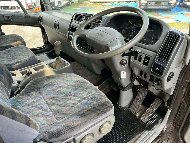 三菱 ファイター KL-FQ61FN(6x4)の写真26