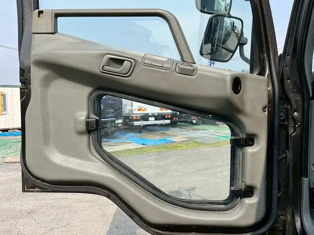 三菱 ファイター KL-FQ61FN(6x4)の写真29