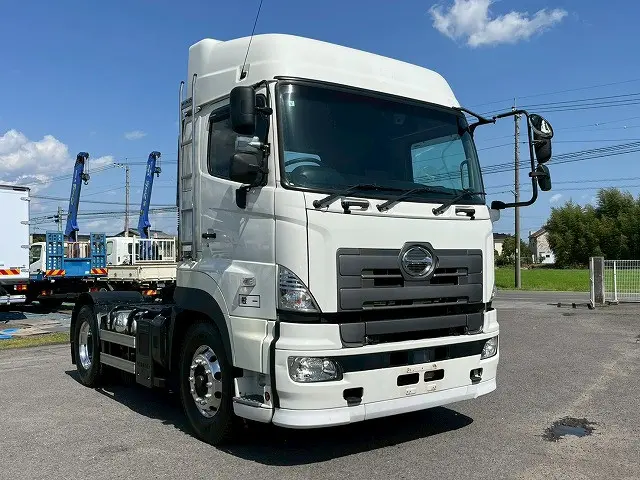 第5輪11.4トン!410馬力ターボ!H27-プロフィア・トラクターヘッド|日野 プロフィア QPG-SH1EDDG(未入力/関係無)の写真5