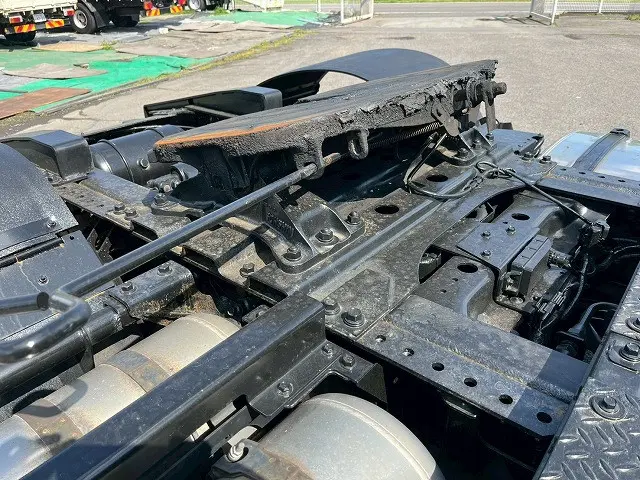 リターダ付き!7速マニュアル車!H27-プロフィア・トラクターヘッド|日野 プロフィア QPG-SH1EDDG(未入力/関係無)の写真12