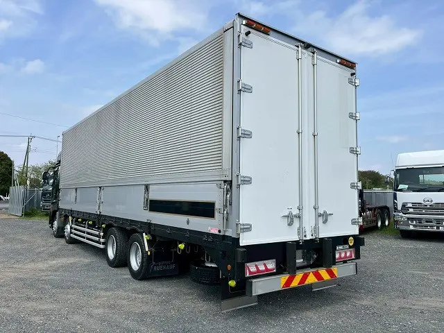 4軸低床2デフ！内高：265cm！H23-クオン・アルミウイング|ＵＤ クオン LKG-CG5ZE(8x4)の写真8