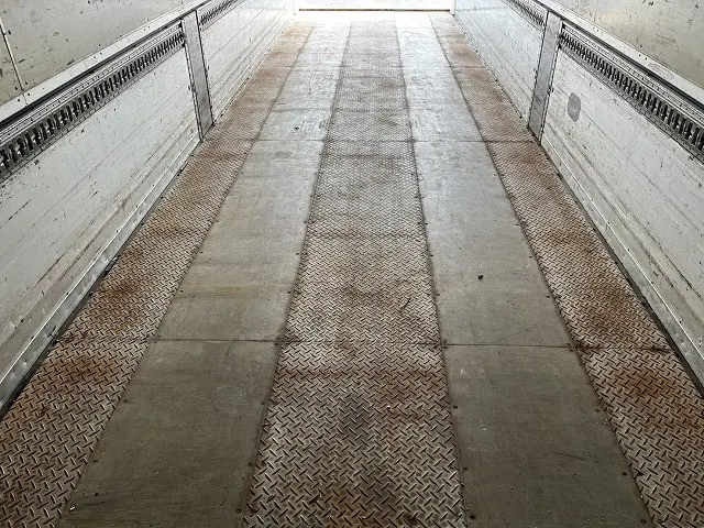 380馬力ターボ！エスコットⅤ！H23-クオン・アルミウイング|ＵＤ クオン LKG-CG5ZE(8x4)の写真12