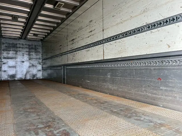 ＵＤ クオン LKG-CG5ZE(8x4)の写真14