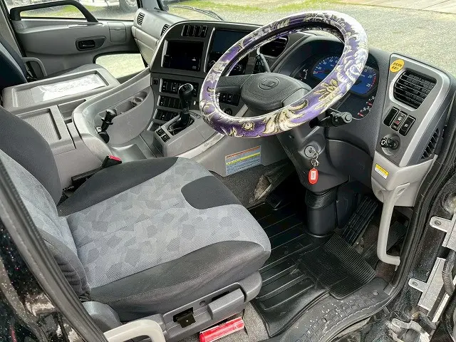 ＵＤ クオン LKG-CG5ZE(8x4)の写真16